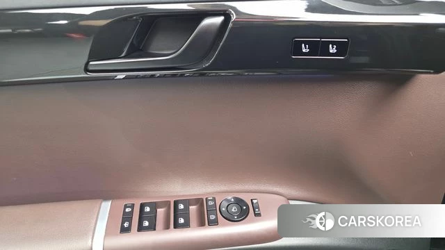 Hyundai Grandeur Hybrid (GN7) id 4481046 из Кореи 9
