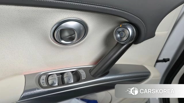 Genesis GV60 id 3826880 из Кореи 9