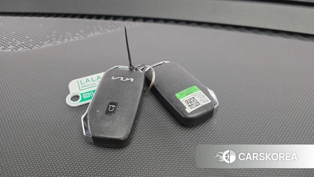 Kia Di Ol Nu Niro id 4592779 из Кореи 9