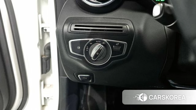 Mercedes-Benz C-Class W205 id 4225850 из Кореи 9