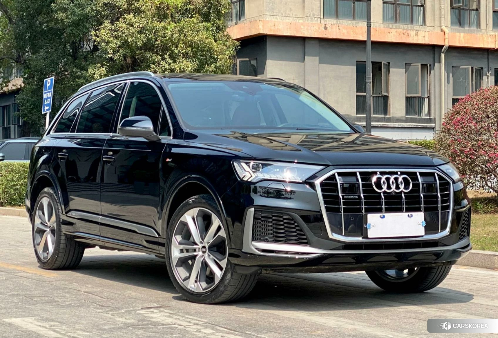 Audi Q7 id 4499105 из Китая 9