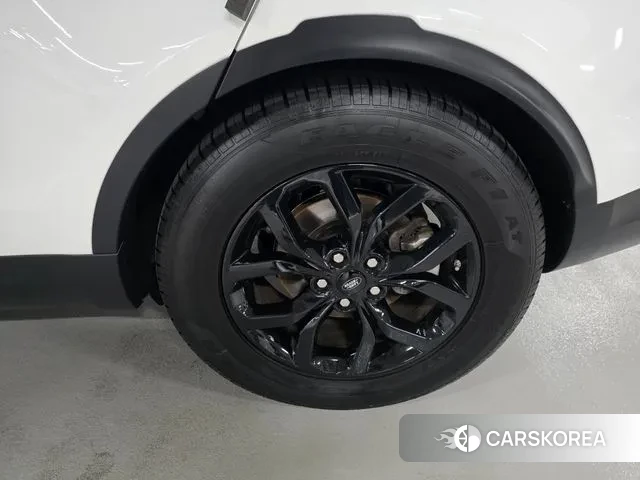 Land Rover Discovery 5 id 3412926 из Кореи 9