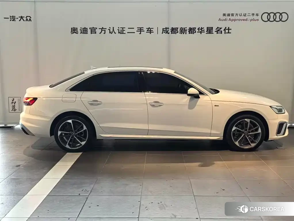 Audi A4L id 4548238 из Китая 9