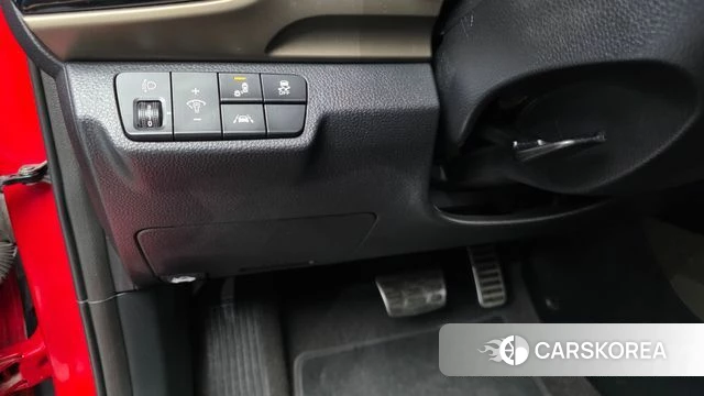 Kia Stonic id 4781242 из Кореи 9