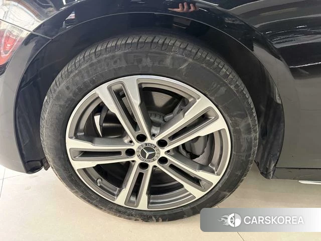Mercedes-Benz E-class id 4272448 из Китая 9
