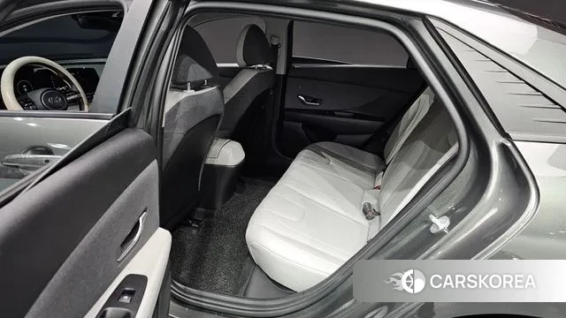 Hyundai Avante (CN7) id 3727337 из Кореи 9