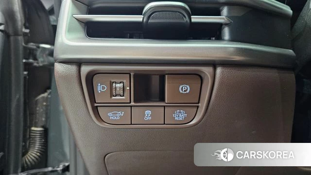 Hyundai Grandeur Hybrid (GN7) id 4488565 из Кореи 9