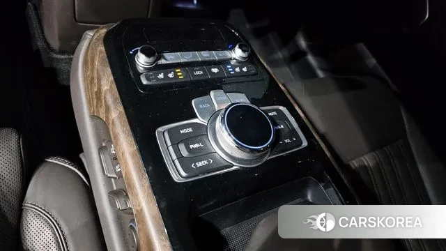 Genesis G90 id 3504289 из Кореи 9