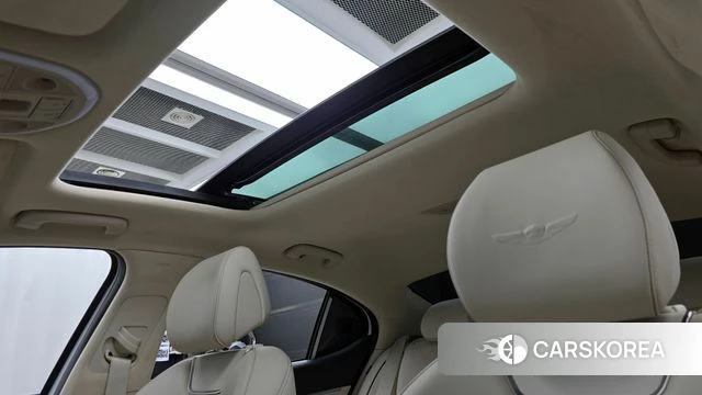 Genesis G70 id 3899502 из Кореи 9