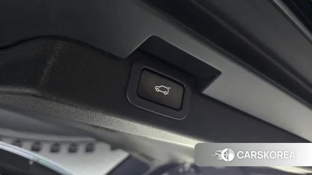 Land Rover Discovery 5 id 3709138 из Кореи 9