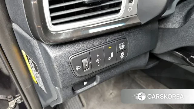 Kia Niro id 3060790 из Кореи 9