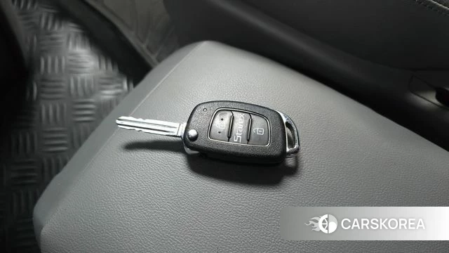 Hyundai The New Grand Starex id 3942952 из Кореи 9