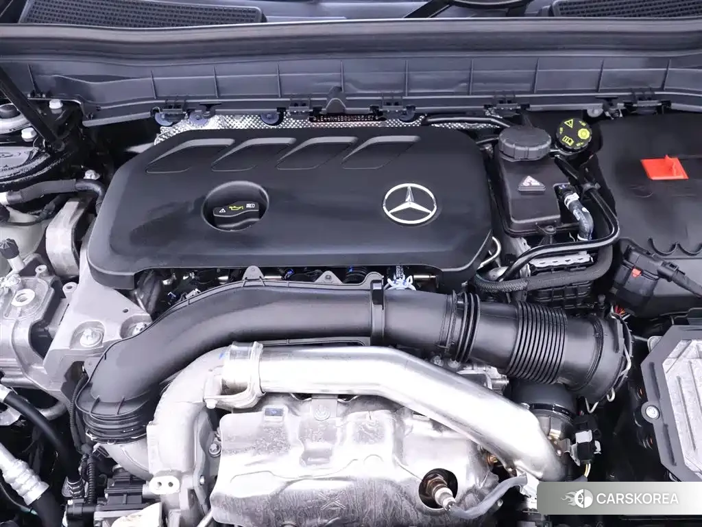 Mercedes-Benz GLB id 4577550 из Китая 9