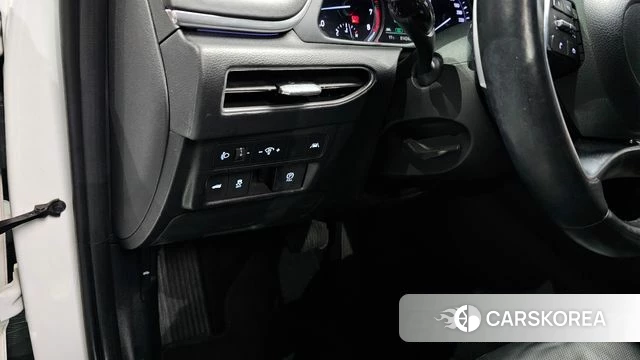 Hyundai Sonata (DN8) id 3842338 из Кореи 9