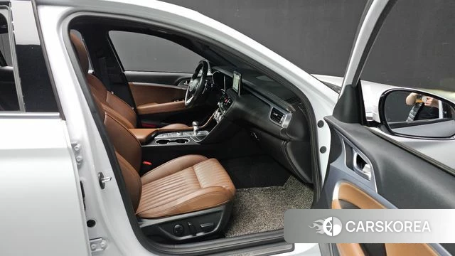 Genesis G70 id 3912078 из Кореи 9