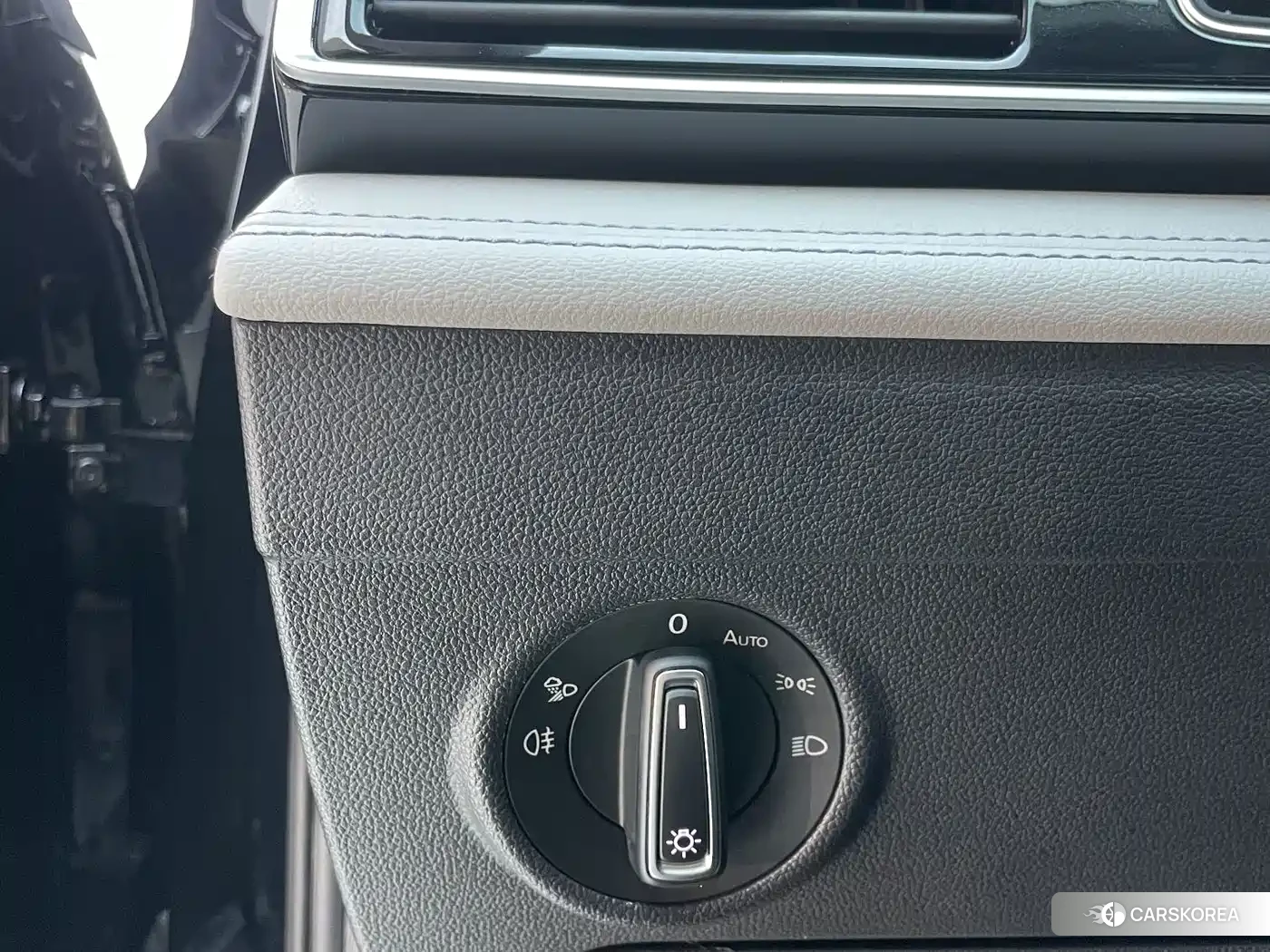 Volkswagen Tiguan L id 4679531 из Китая 9