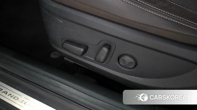 Hyundai Grandeur IG id 4356589 из Кореи 9