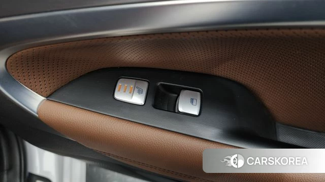 Genesis G70 id 3955498 из Кореи 9