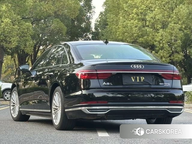 Audi A8 id 4209491 из Китая 9