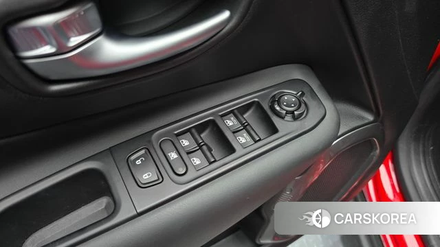 Jeep Renegade id 4657970 из Кореи 9