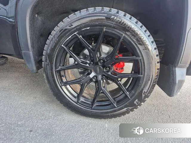 GMC Sierra id 3638774 из Кореи 9