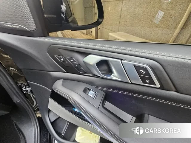 BMW X7 (G07) id 3571766 из Кореи 9