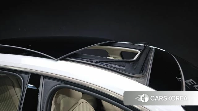 Hyundai Grandeur (GN7) id 4917156 из Кореи 9
