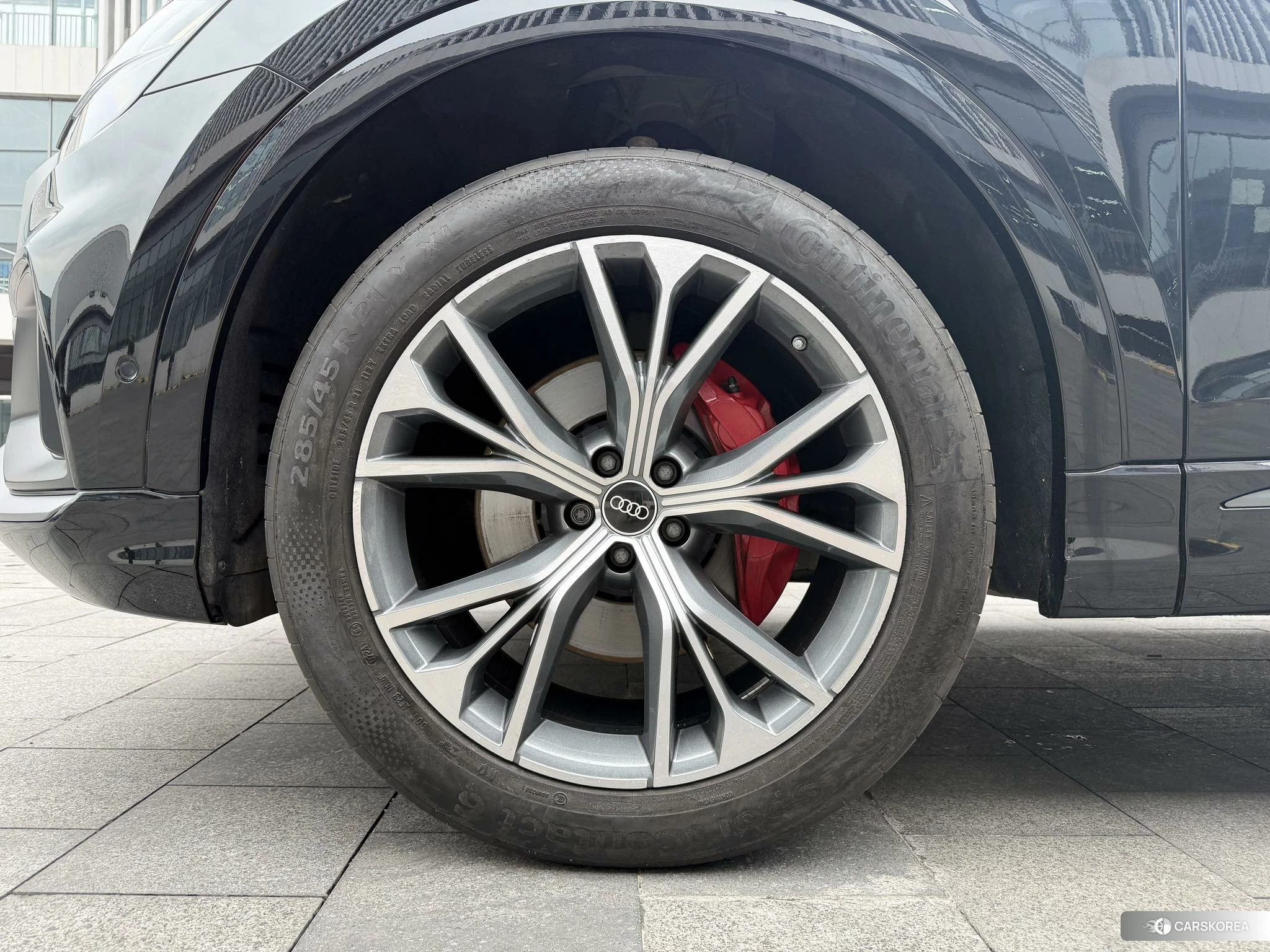 Audi Q8 id 4467911 из Китая 9