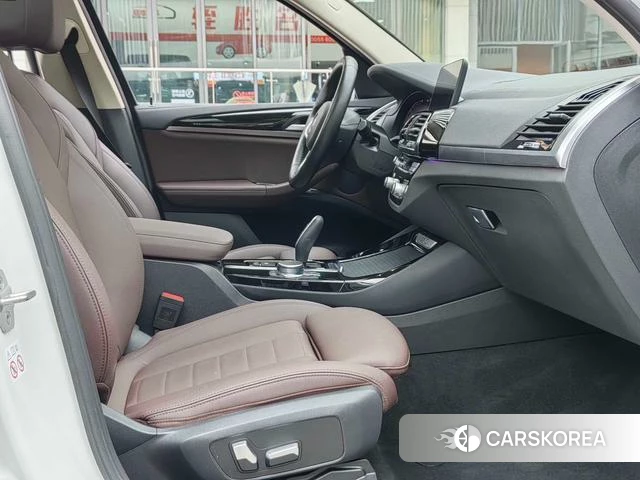 BMW X3 id 4265630 из Китая 9