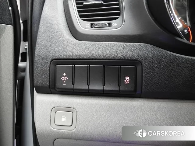 Kia The New Carnival id 3469581 из Кореи 9