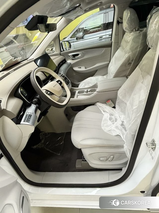 Roewe iMAX8 DMH id 4239322 из Китая 9