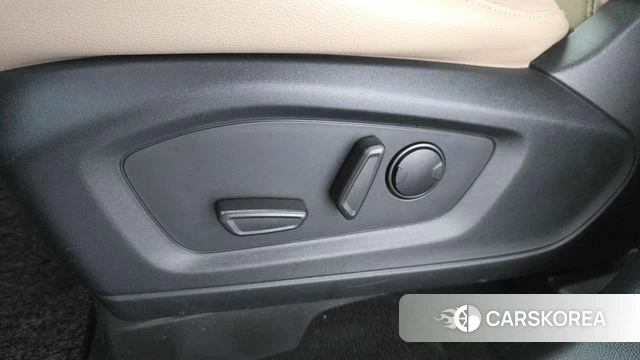 Ford Explorer 6th Generation id 3865233 из Кореи 9