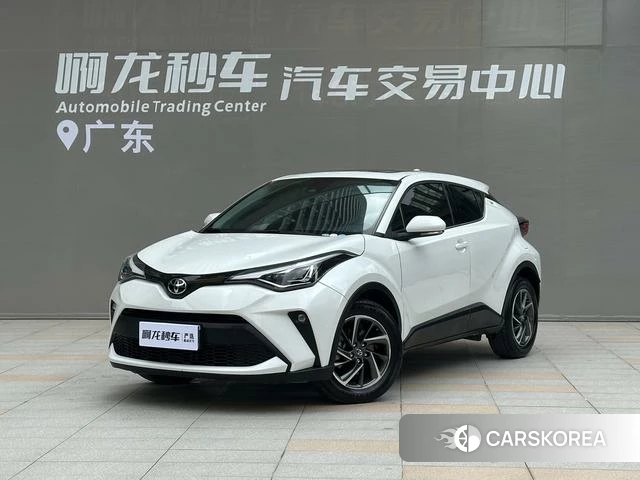 Toyota C-HR id 4368350 из Китая 9