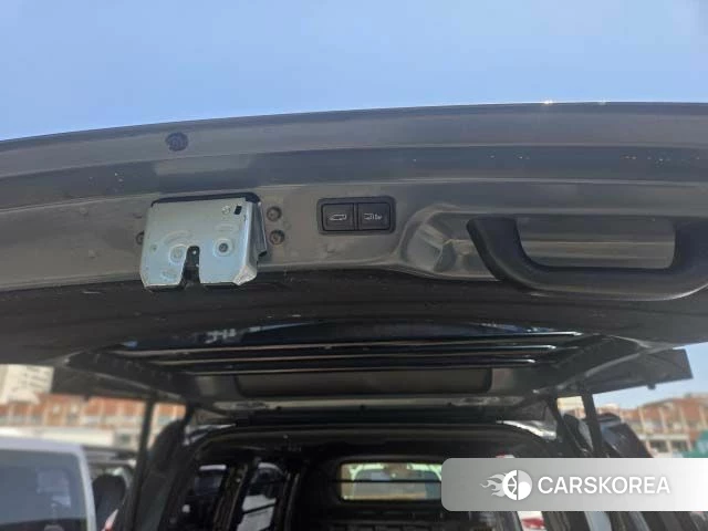 Hyundai Staria id 4381779 из Кореи 9