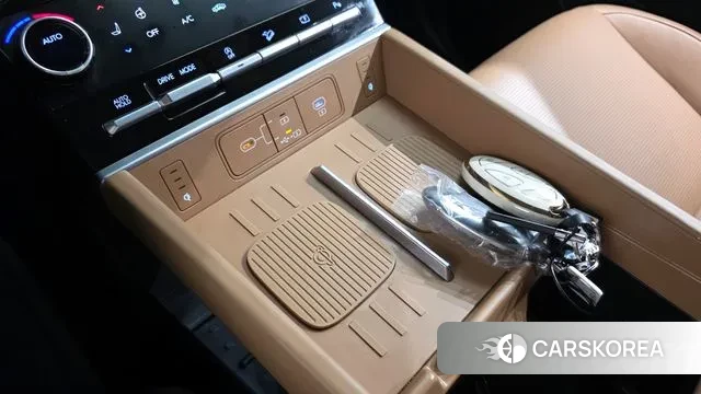 Hyundai Santa Fe (MX5) id 3365617 из Кореи 9