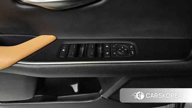 Lexus UX300h id 3731811 из Кореи 9