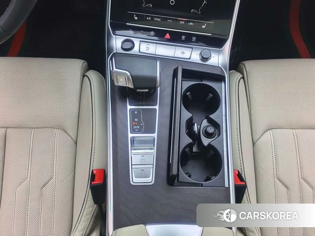 Audi A6L id 4261672 из Китая 9