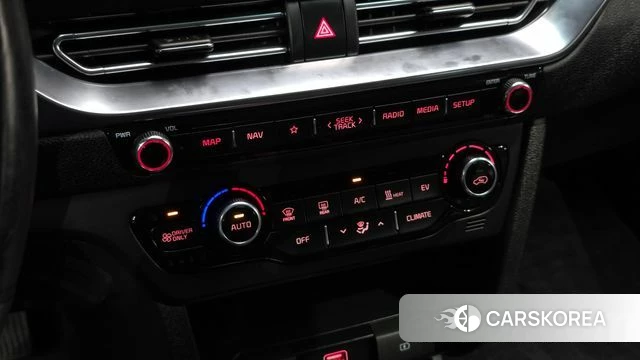 Kia Niro Plus id 4905861 из Кореи 9