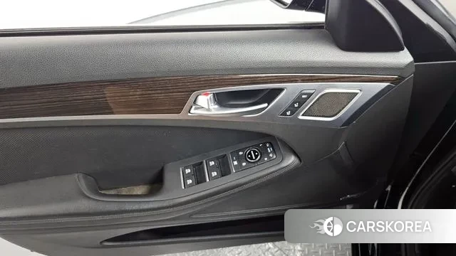 Genesis G80 id 3412940 из Кореи 9