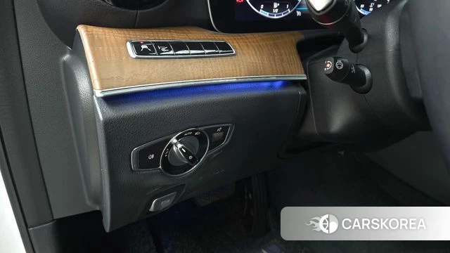 Mercedes-Benz E-Class W213 id 4737330 из Кореи 9