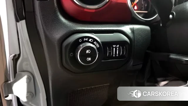 Jeep Wrangler (JL) id 3528723 из Кореи 9