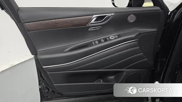 Genesis GV80 id 3402410 из Кореи 9