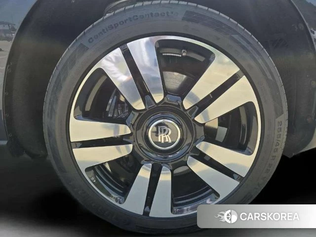 Rolls-Royce Cullinan id 4223684 из Кореи 9