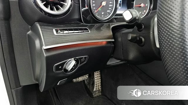 Mercedes-Benz E-Class W213 id 3844747 из Кореи 9