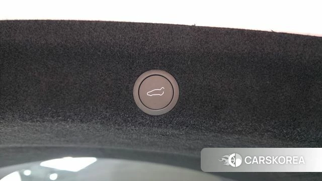 Tesla Model Y id 4706000 из Кореи 9