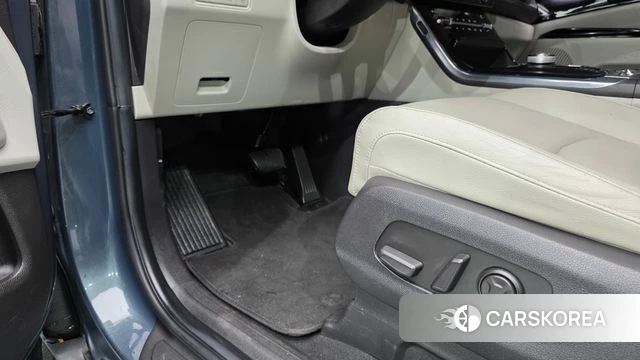 Kia Carnival 4th generation id 3819954 из Кореи 9