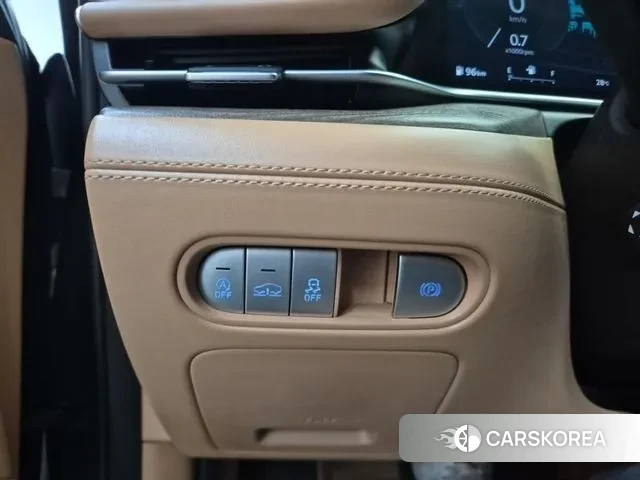 Genesis G90 (RS4) id 2959734 из Кореи 9