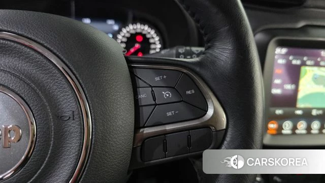 Jeep Renegade id 4746583 из Кореи 9
