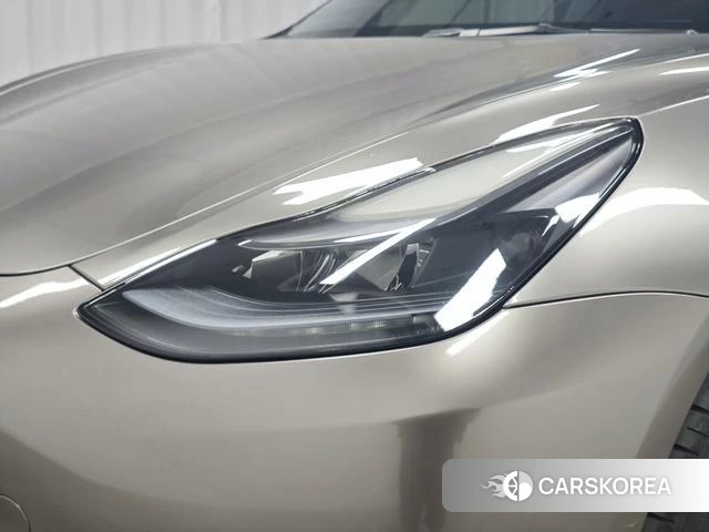 Tesla Model 3 id 4238044 из Китая 9
