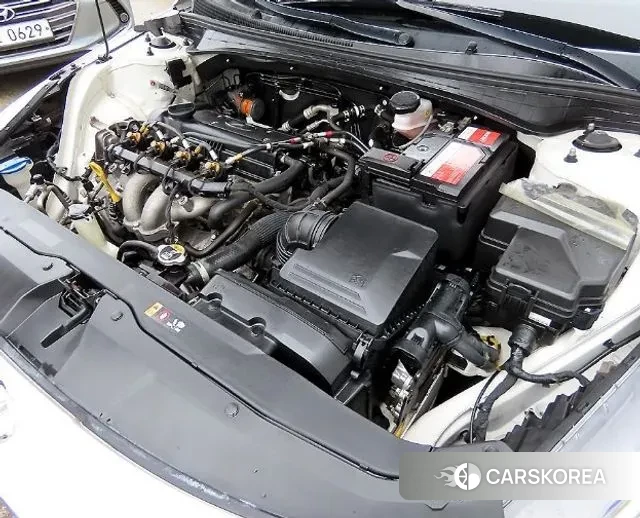 Hyundai Avante (CN7) id 3379344 из Кореи 9